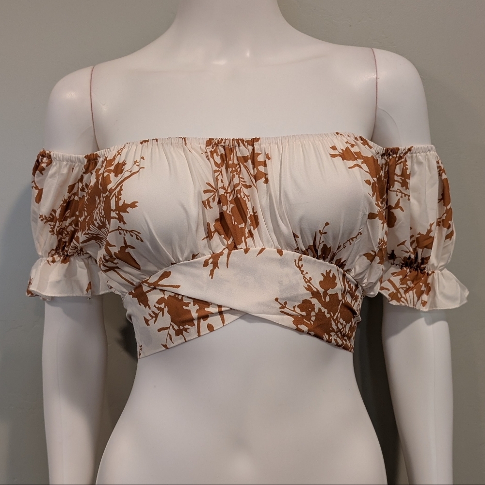 SHEIN White And Light Brown Off Shoulder Tie Waist Short Sleeve Floral Crop Top